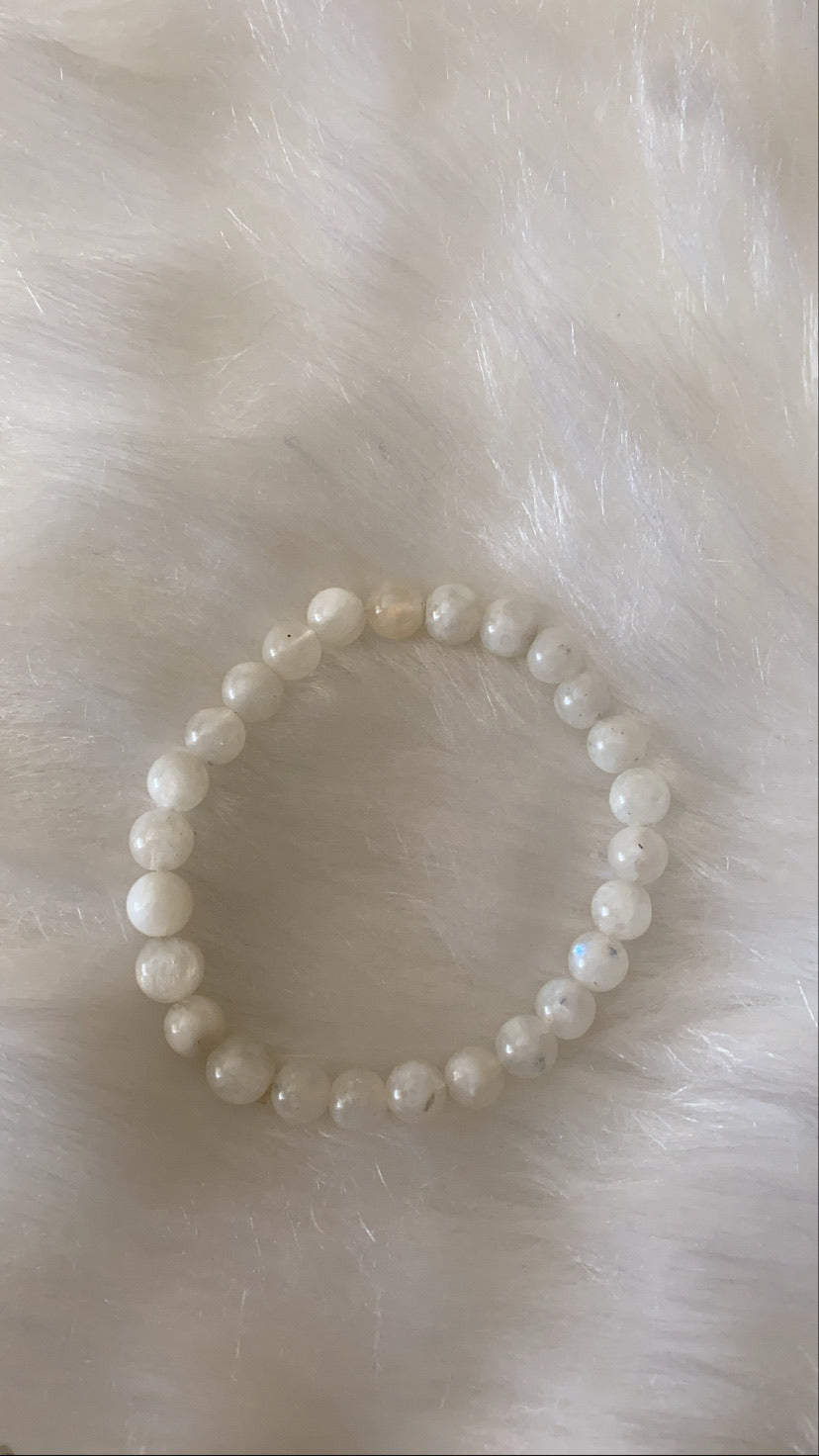 Crystals : Moonstone Bracelet