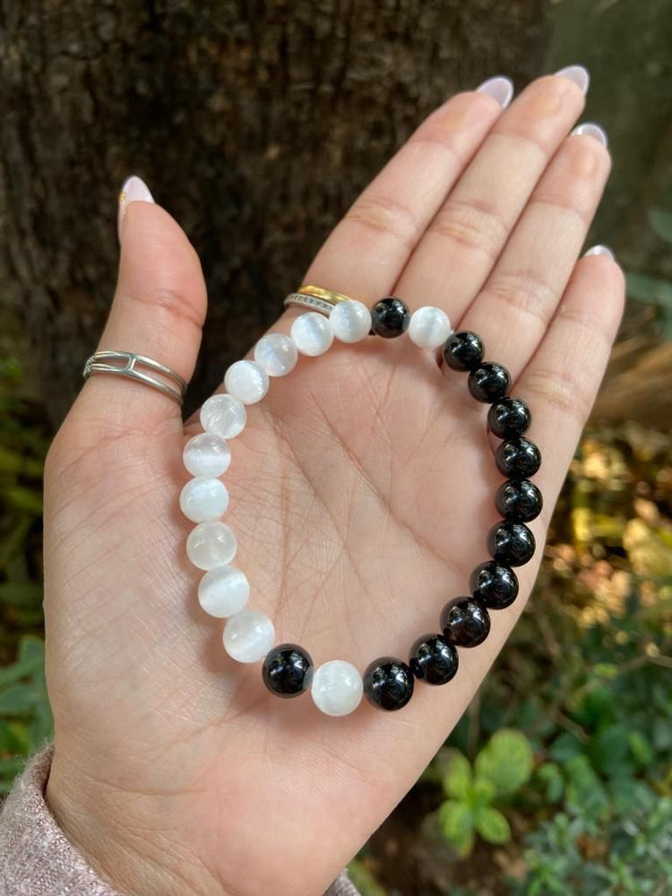 CRYSTALS : SELENITE BLACK TOURMALINE BRACELET