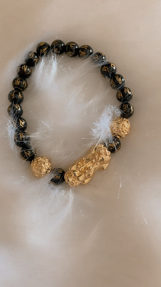 Black Natural Stone Crystal om mani bracelet at Rs 180/piece in Khambhat |  ID: 24228114988